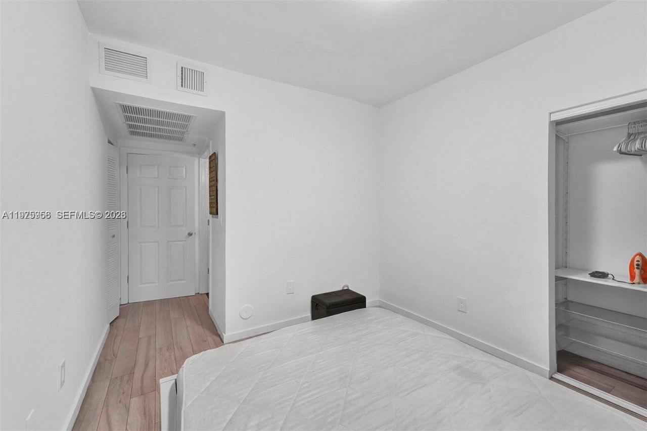 1450 Meridian Ave , Unit 102, Miami Beach, FL 33139 Photo