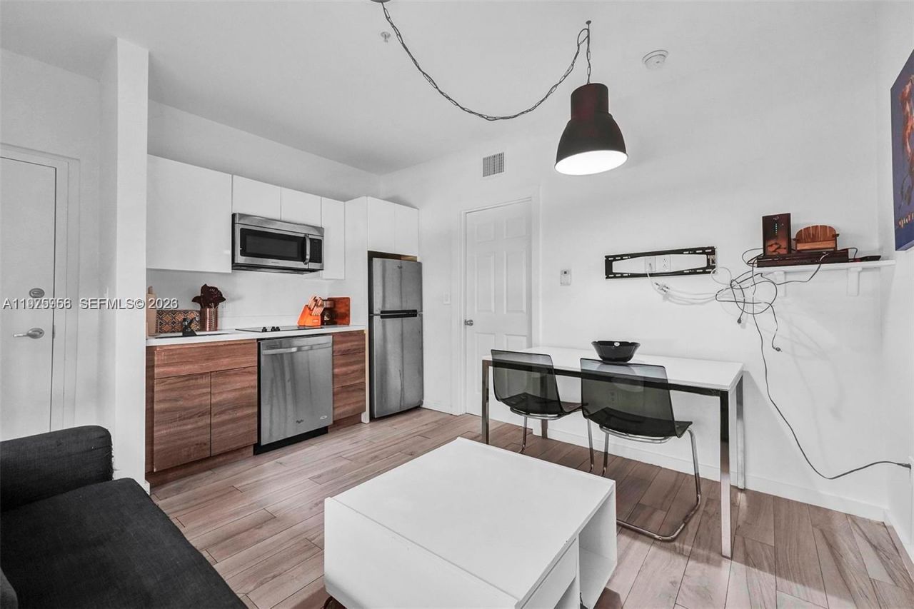 1450 Meridian Ave , Unit 102, Miami Beach, FL 33139 Photo