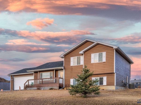 2714 WILDHORSE DR, Rapid City, SD 57703