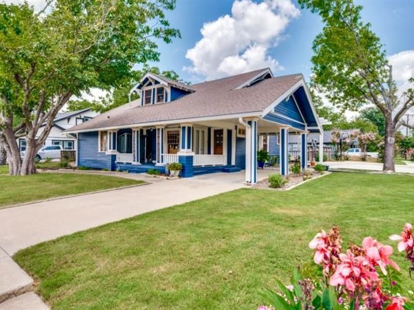 132 S Ward Street, Italy, TX 76651