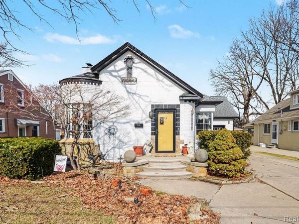 20501 Shady Lane Avenue, St. Clair Shores, MI 48080