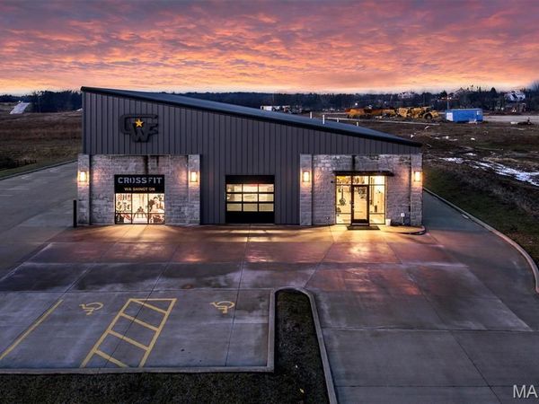 902 Don Avenue, Washington, MO 63090