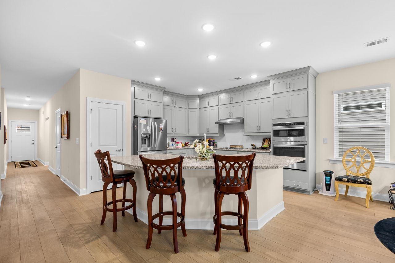 530 Beckham Ct.  Photo 8