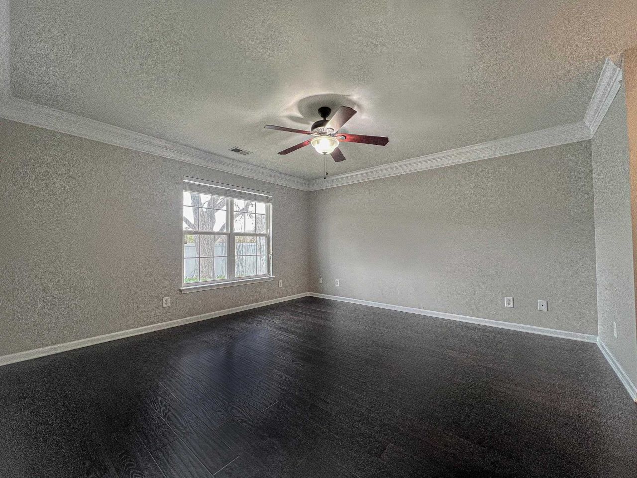 1066 Great Lakes Circle Photo 15