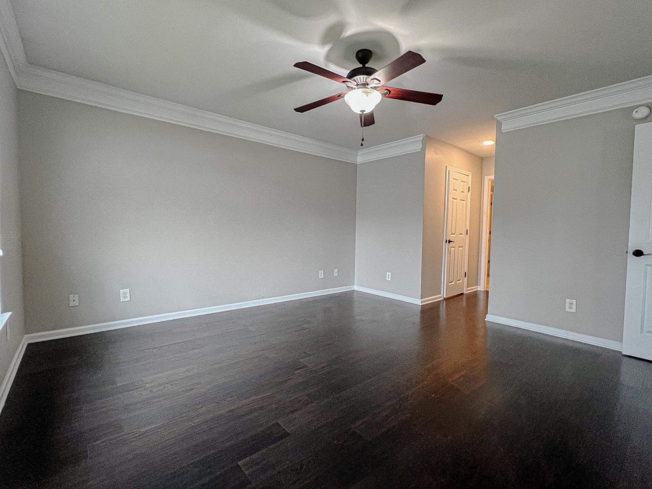 1066 Great Lakes Circle Photo 16