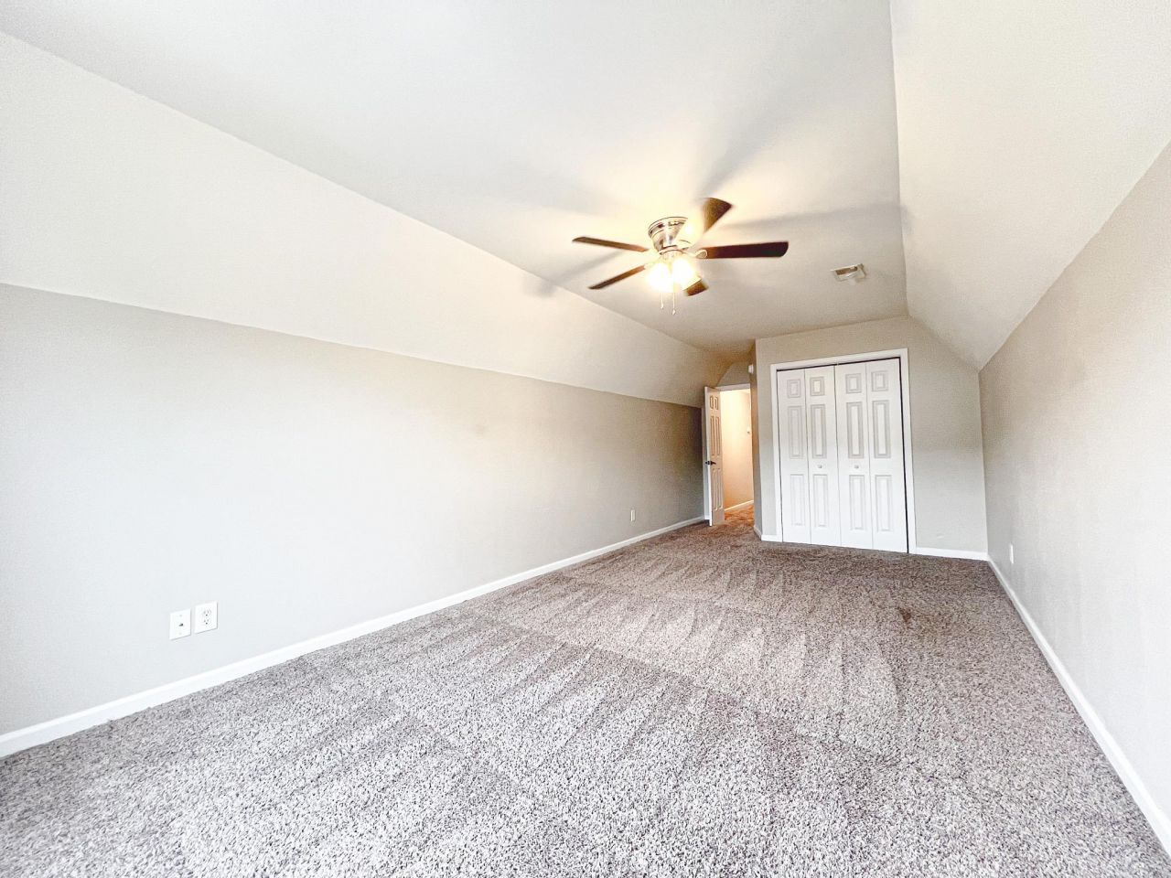 1066 Great Lakes Circle  Photo 23