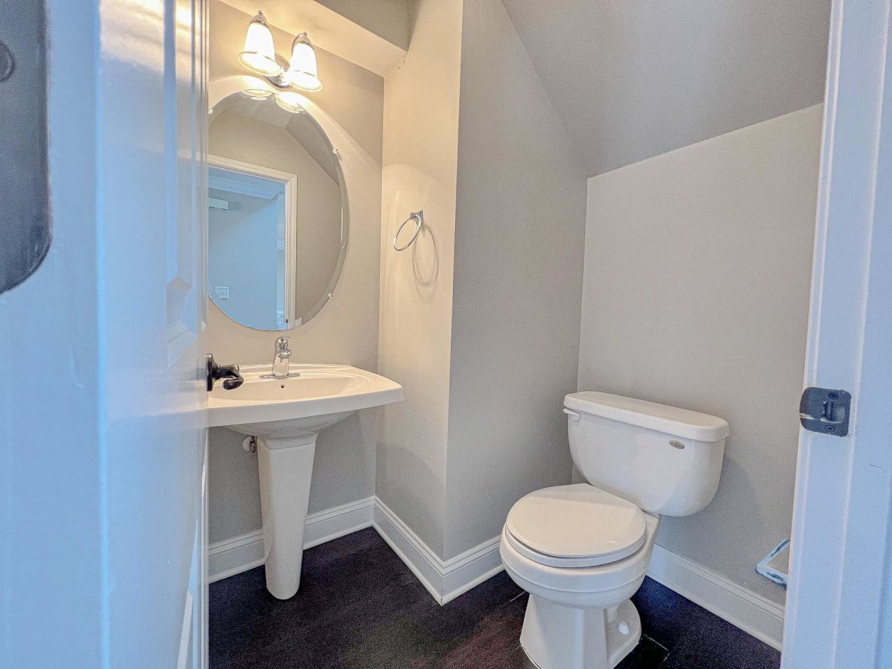 1066 Great Lakes Circle Photo 7