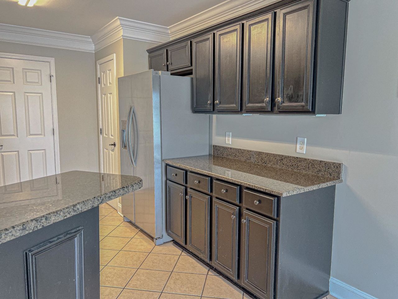 1066 Great Lakes Circle Photo 9