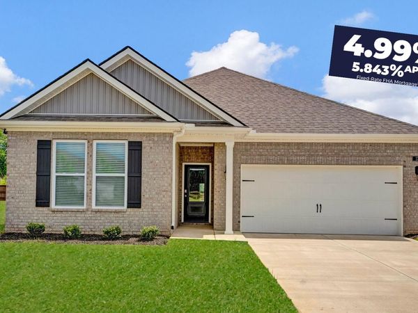 585 RIVERDALE DR, Oakland, TN 38060