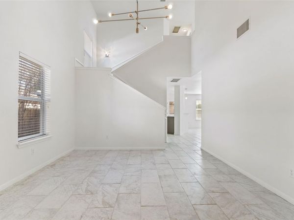 2051 Cambria DR, Buda, TX 78610