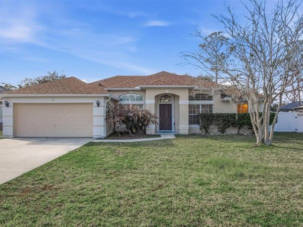 4 RED OAK PLACE , PALM COAST, FL 32164