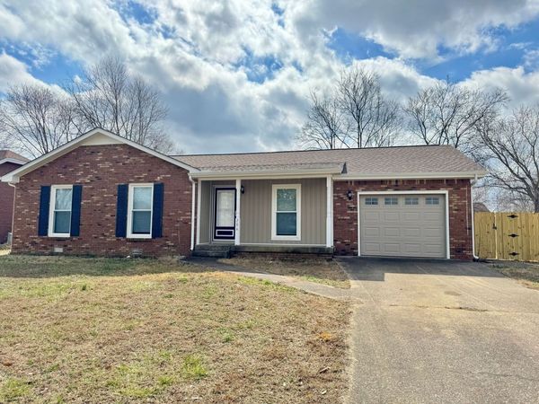 206 Millstone Cir , Clarksville, TN 37042