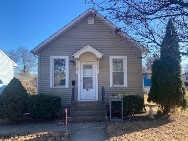 215 W 5th Street, Spring Valley, IL 61362