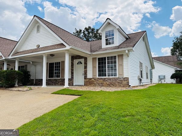 153 Crest Pointe, Bremen, GA 30110