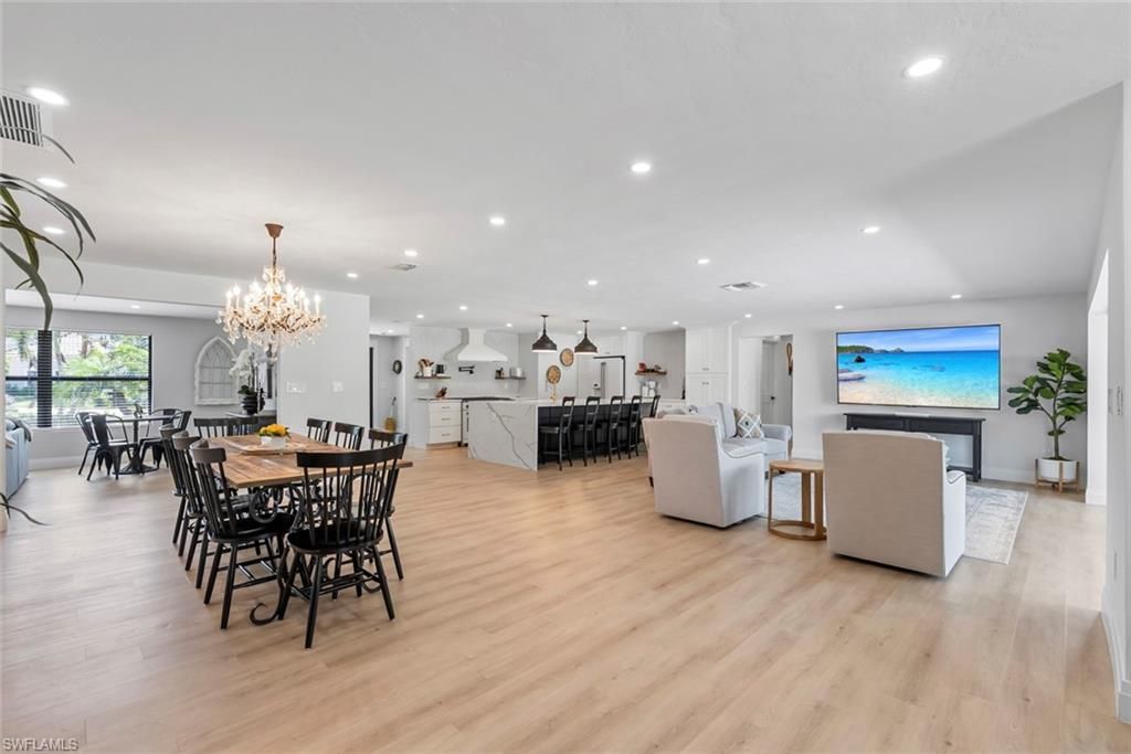 4222 Crayton Rd, Naples, FL 34103 Photo