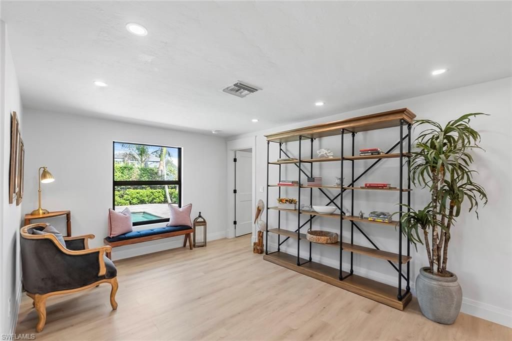 4222 Crayton Rd, Naples, FL 34103 Photo