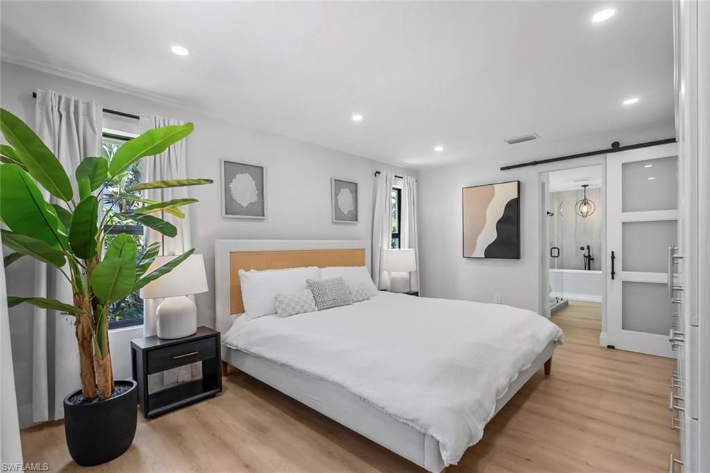 4222 Crayton Rd, Naples, FL 34103 Photo