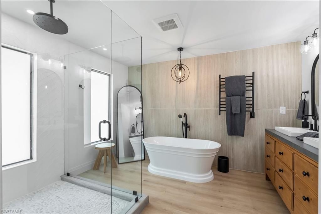 4222 Crayton Rd, Naples, FL 34103 Photo