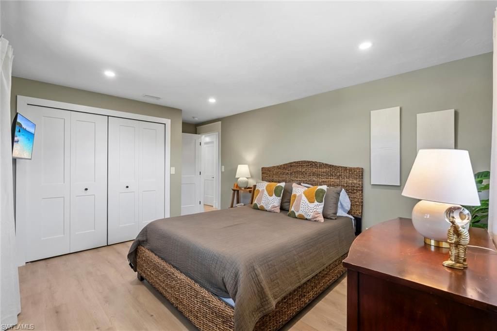 4222 Crayton Rd, Naples, FL 34103 Photo