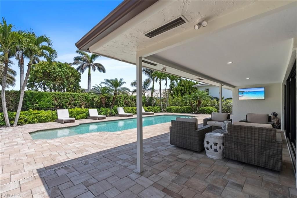 4222 Crayton Rd, Naples, FL 34103 Photo