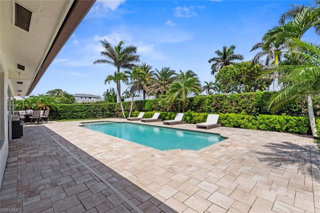 4222 Crayton Rd, Naples, FL 34103 Photo