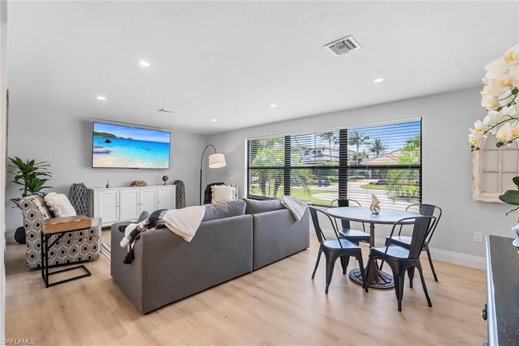 4222 Crayton Rd, Naples, FL 34103 Photo