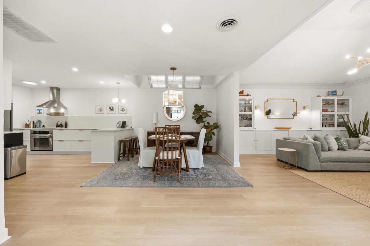 12 Valencia Circle Photo 13