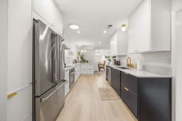 12 Valencia Circle photo 4