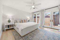 12 Valencia Circle photo 4