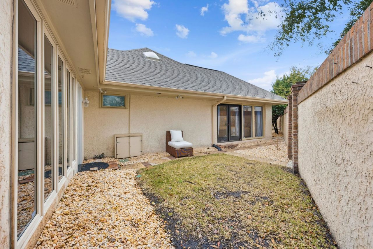 12 Valencia Circle Photo 47