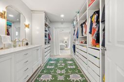 12 Valencia Circle photo 4