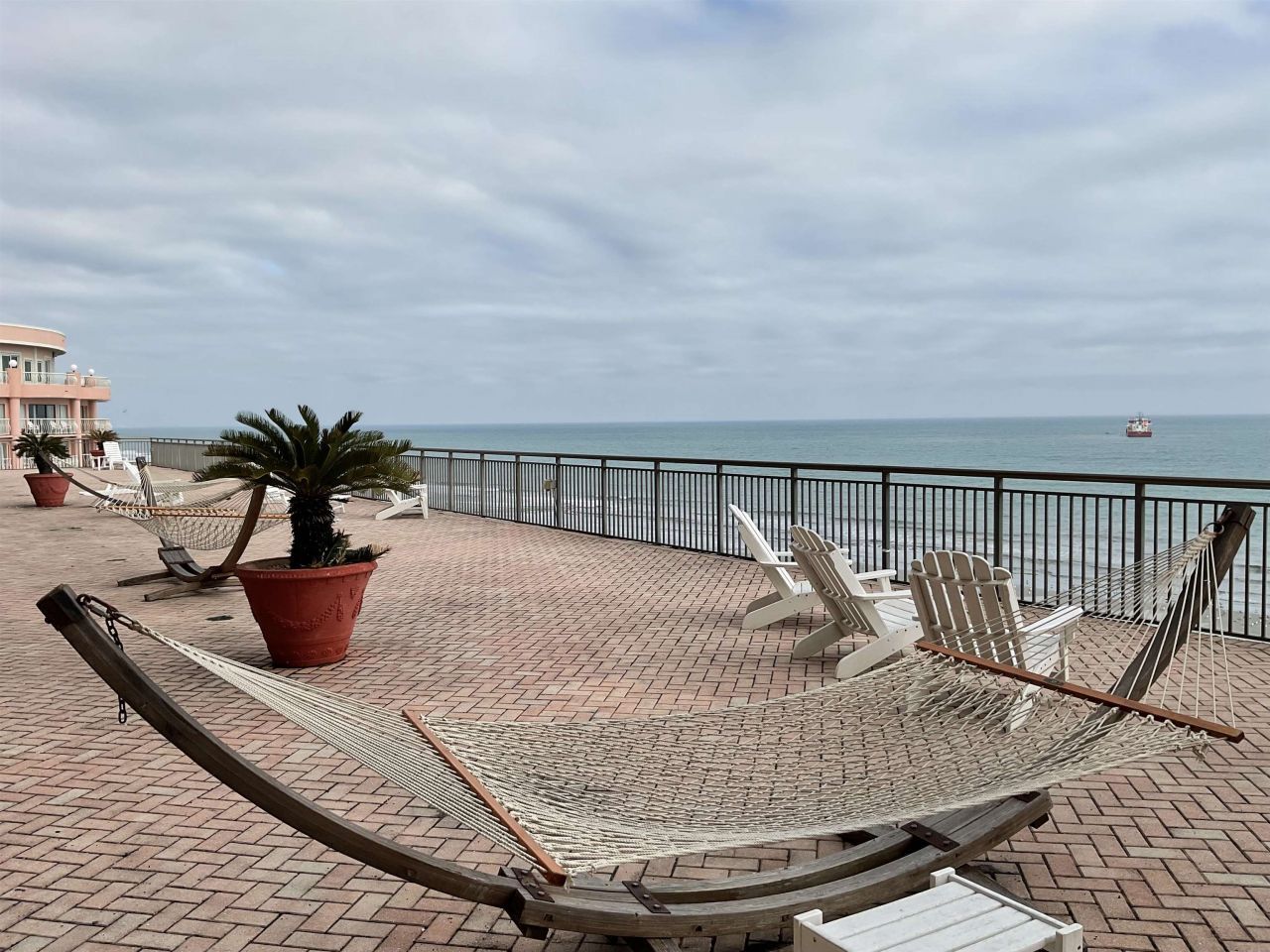 6900 N Ocean Blvd.  Photo 25