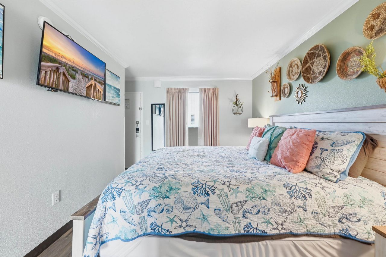 6900 N Ocean Blvd.  Photo 5