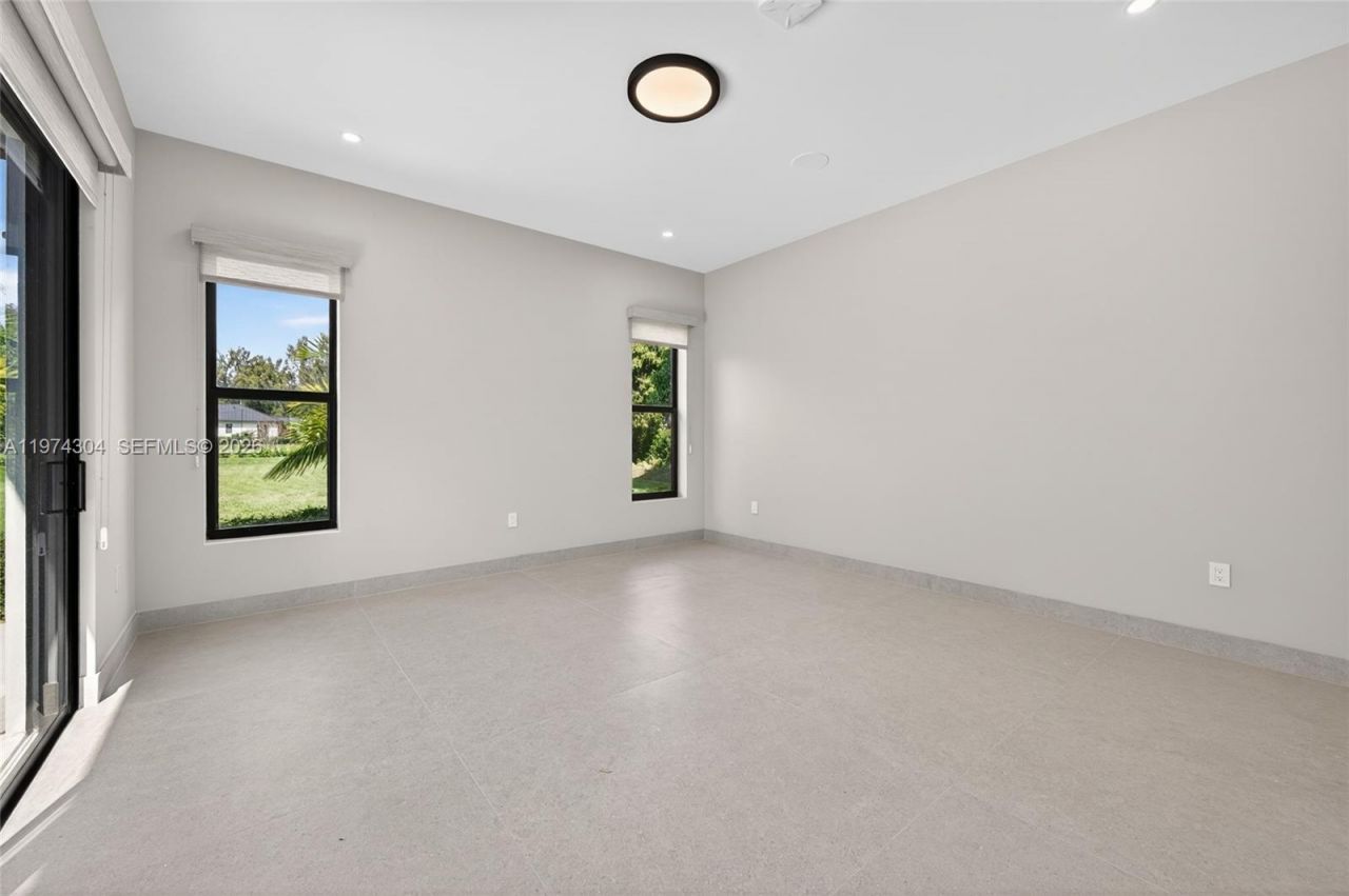 14401 W Palomino Dr , Southwest Ranches, FL 33330 Photo