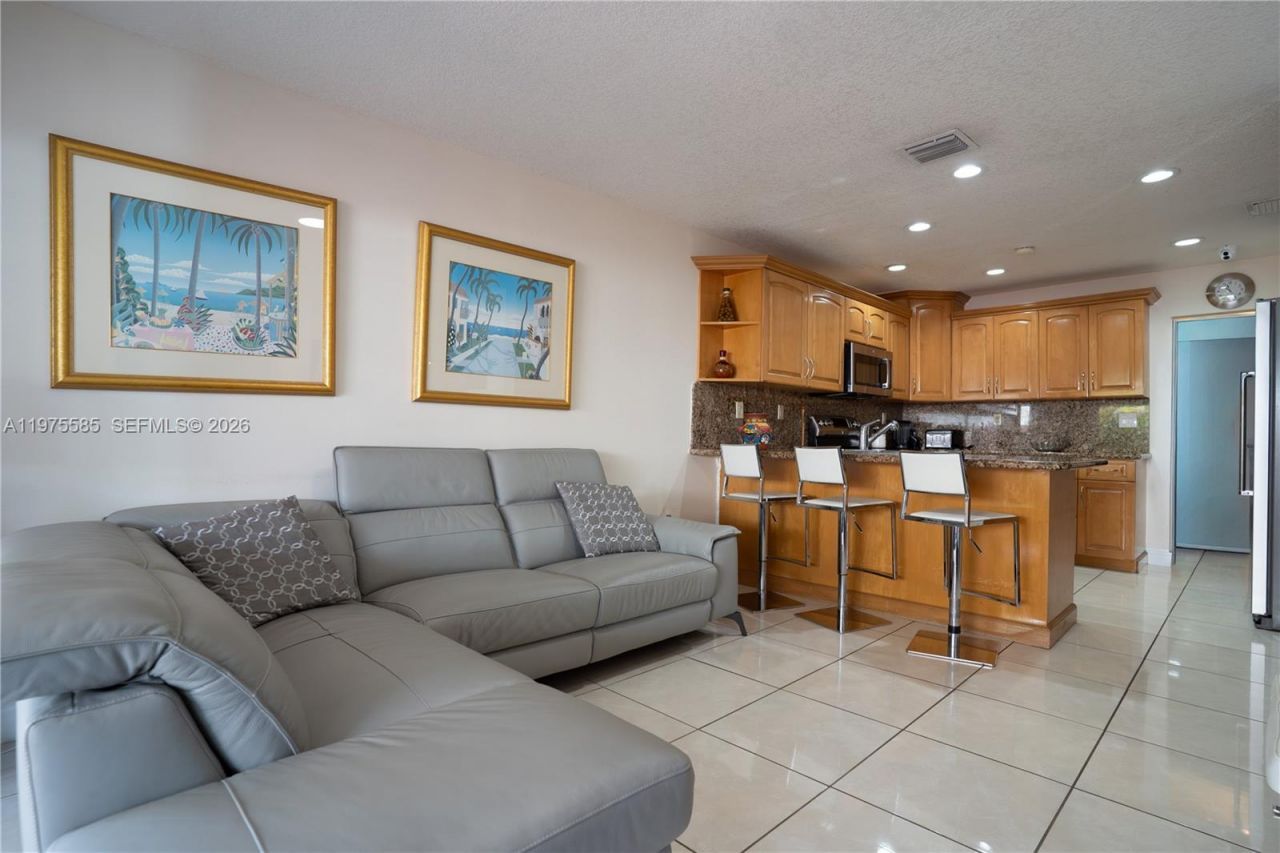 1457 SW 136th Pl, Miami, FL 33184 Photo