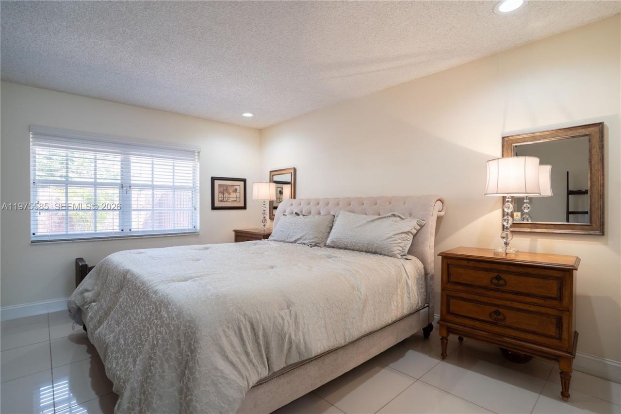 1457 SW 136th Pl, Miami, FL 33184 Photo