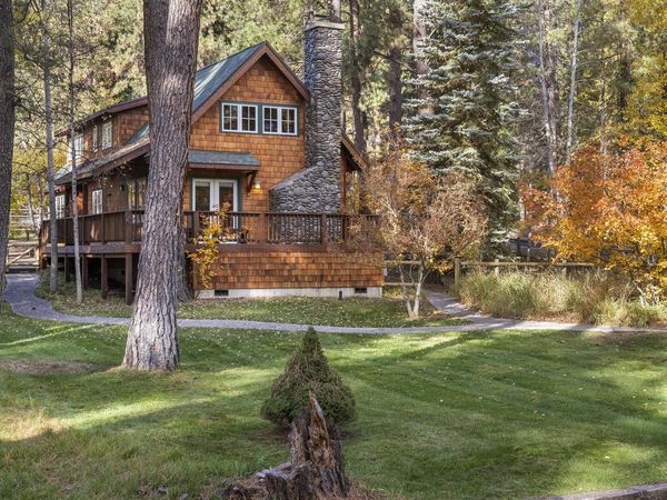 25601 SW Suttle-Sherman Road, Camp Sherman, OR 97730