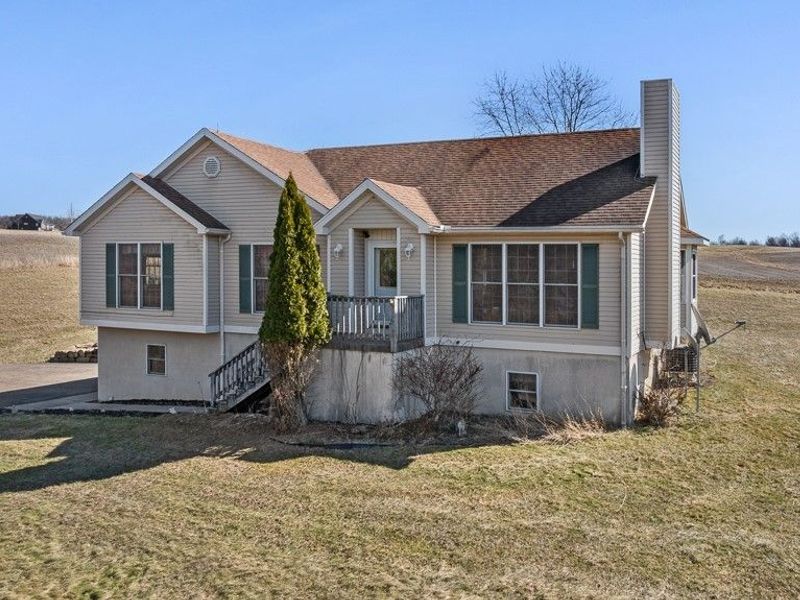 10240 Manor Road NE, Minerva, OH 44657 Photo 3