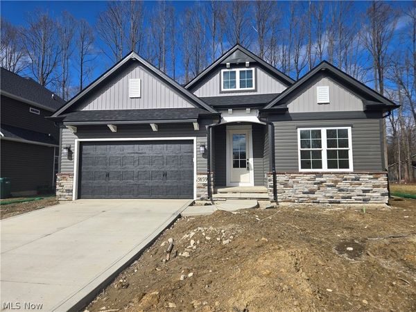 9159 Dove Lane, Mentor, OH 44060