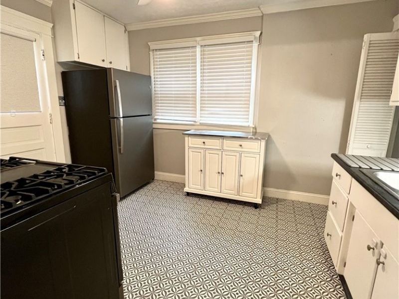 120 Longford Avenue, Elyria, OH 44035 Photo 12