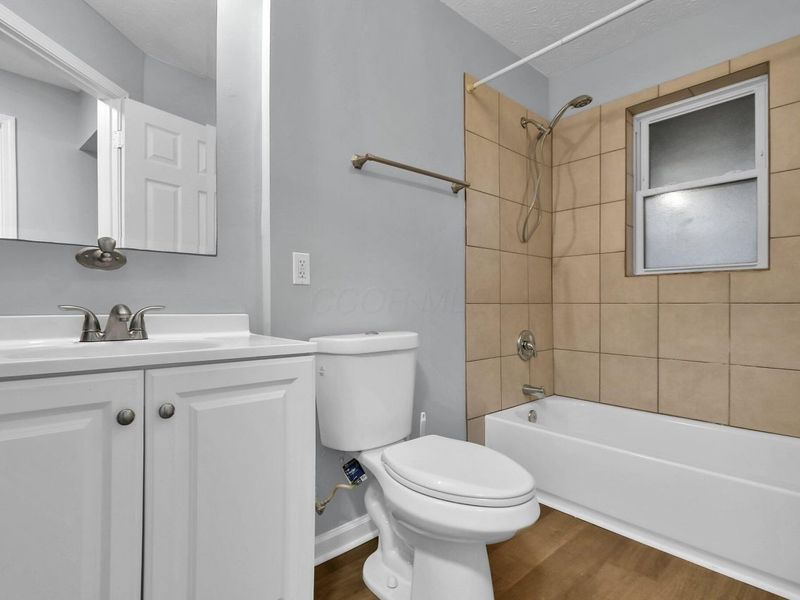 162 S Powell Avenue , Unit B, Columbus, OH 43204 Photo 16