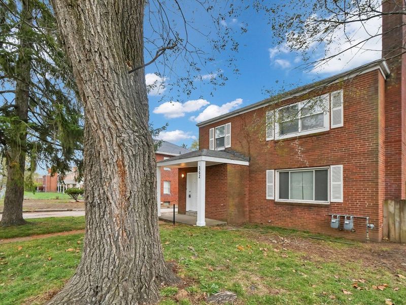 162 S Powell Avenue , Unit B, Columbus, OH 43204 Photo 2