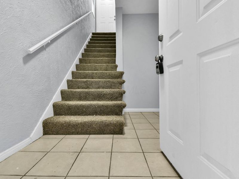 162 S Powell Avenue , Unit B, Columbus, OH 43204 Photo 3