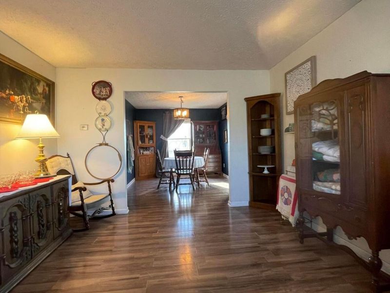 547 Davidson Drive , Ashville, OH 43103 Photo 4