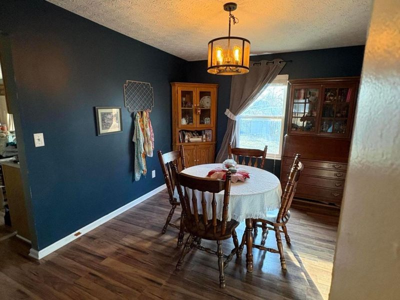 547 Davidson Drive , Ashville, OH 43103 Photo 7