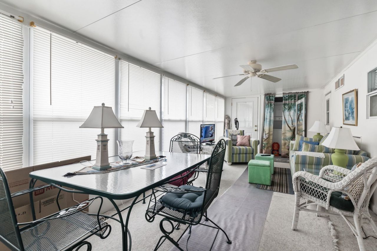 9700 Kings Rd.  Photo 19