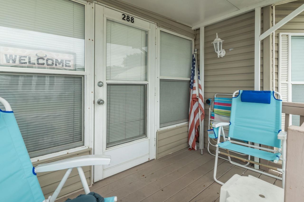 9700 Kings Rd.  Photo 23