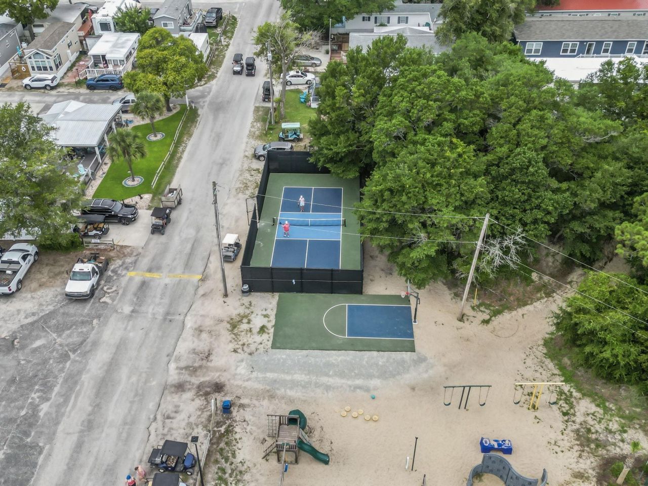 9700 Kings Rd.  Photo 5