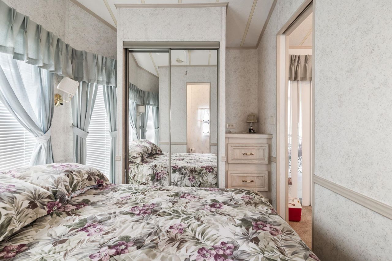 9700 Kings Rd.  Photo 7