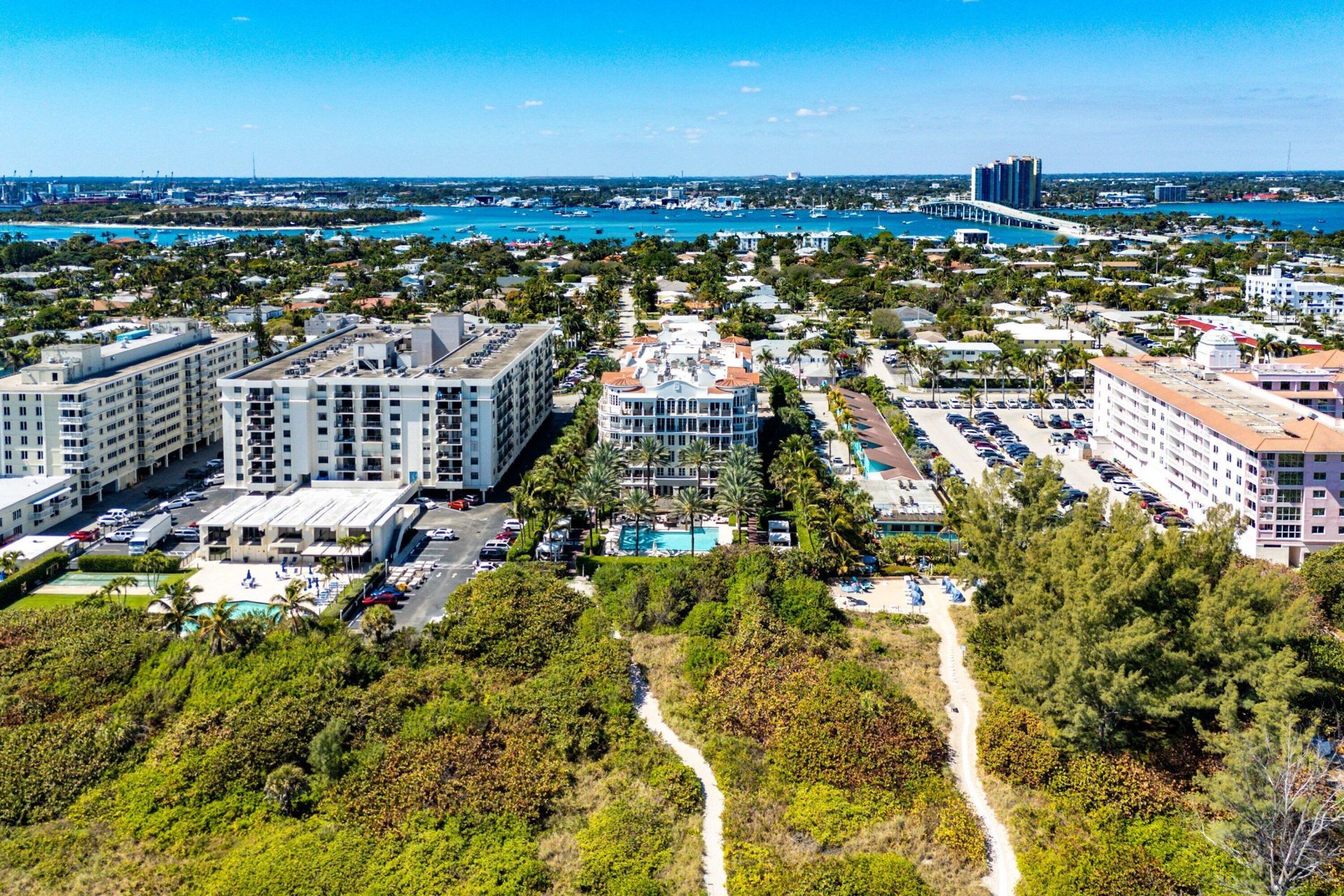 155 S Ocean Avenue, Unit 303, Palm Beach Shores, FL 33404 Photo